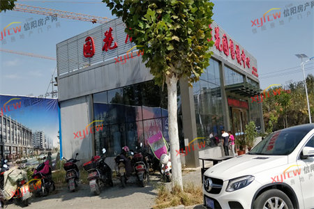 临近东鲁学校，套三双卫精装带付房邱